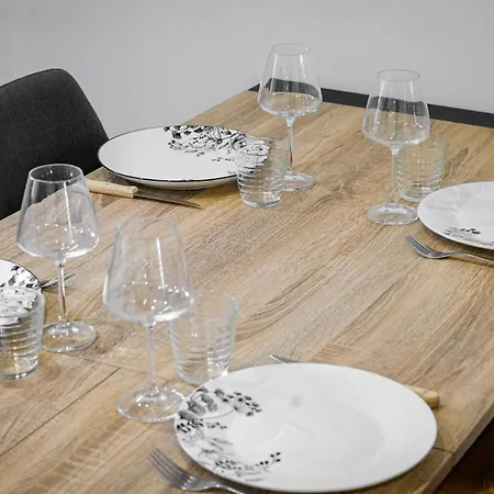 Maison De Pêcheur Rénovée Quartier La Chaume - 4 Personnes