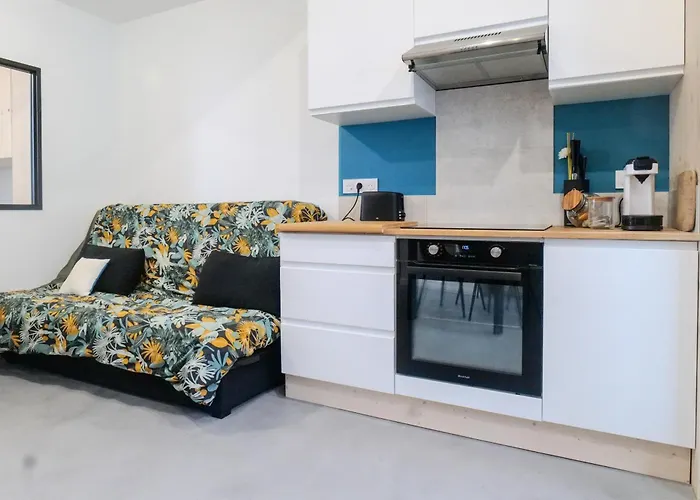 度假居 Maison De Pecheur Renovee Quartier La Chaume - 4 Personnes *